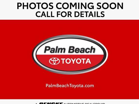 TOYOTA COROLLA CROSS 2024 7MUCAAAG9RV084492 image